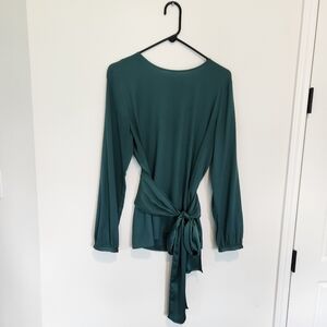 Ann Taylor Green Long Sleeve Tie Blouse Size M
